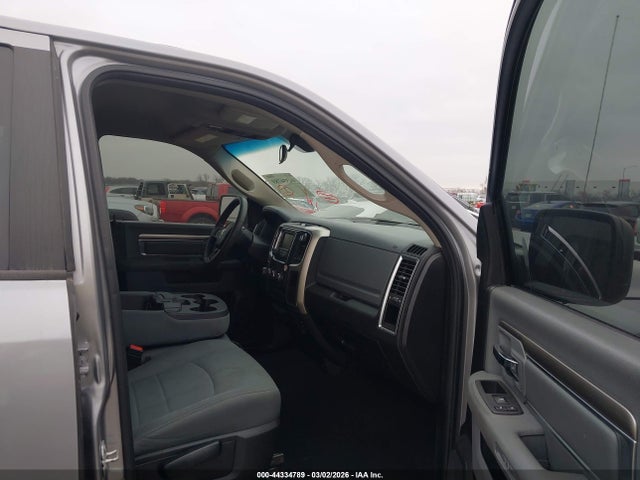 44334789 :رقم المزاد ، 1C6RR6TT6LS124232 vin ، 2020 Ram 1500 Classic Slt  4x2 6'4 Box مزاد بيع