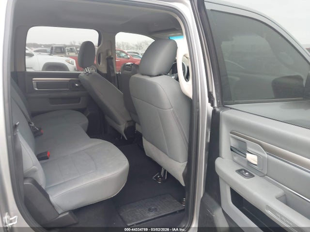 44334789 :رقم المزاد ، 1C6RR6TT6LS124232 vin ، 2020 Ram 1500 Classic Slt  4x2 6'4 Box مزاد بيع