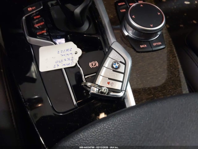 2019 BMW X3 5UXTR9C53KLR08652 Photo 10