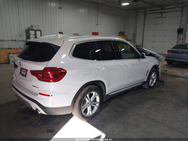 2019 BMW X3 5UXTR9C53KLR08652 Photo 3