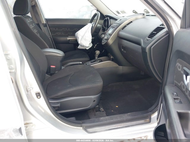 2012 KIA SOUL KNDJT2A66C7445638 Photo 4