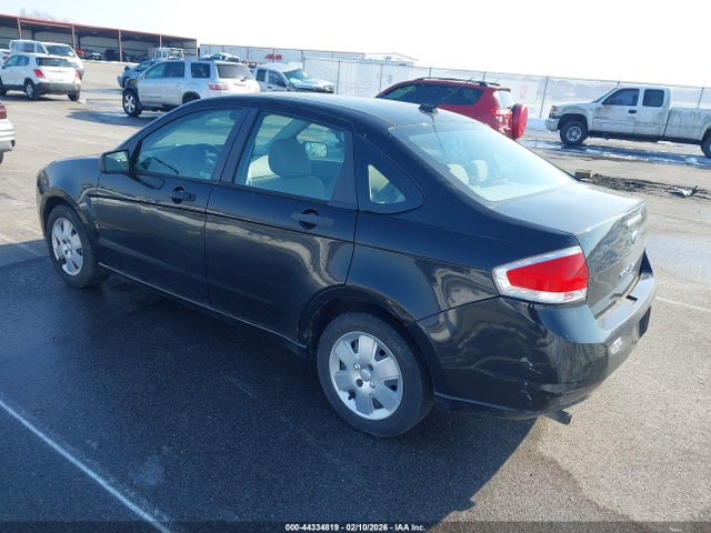 2010 FORD FOCUS 1FAHP3EN5AW185641 Photo 2
