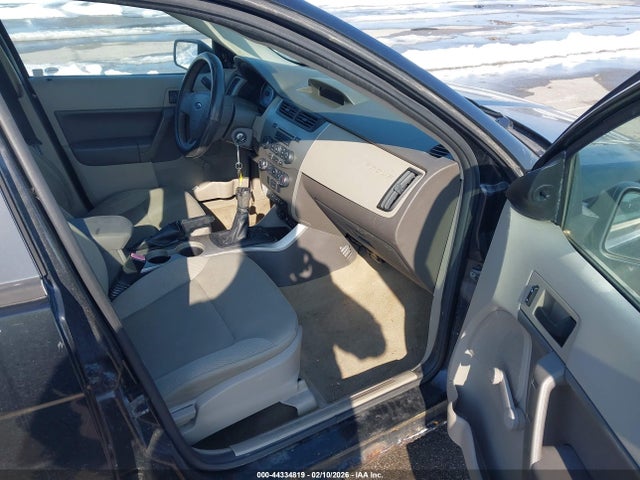 2010 FORD FOCUS 1FAHP3EN5AW185641 Photo 4