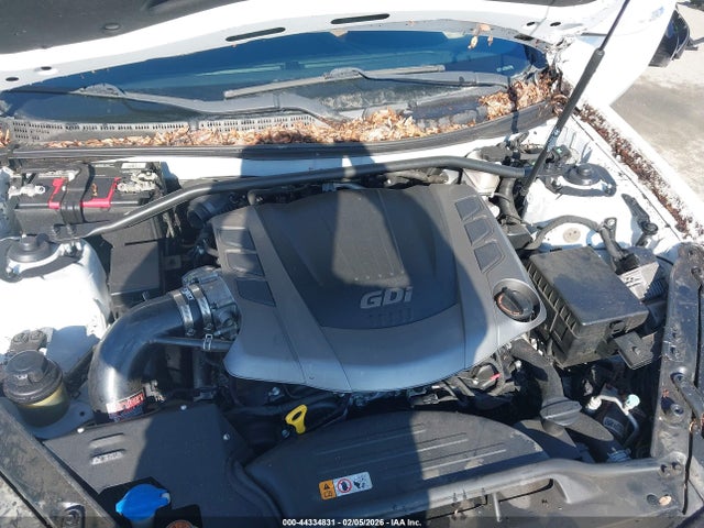 KMHHU6KJXGU131273 Hyundai Genesis
