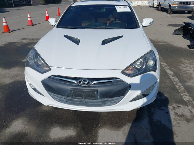 KMHHU6KJXGU131273 Hyundai Genesis