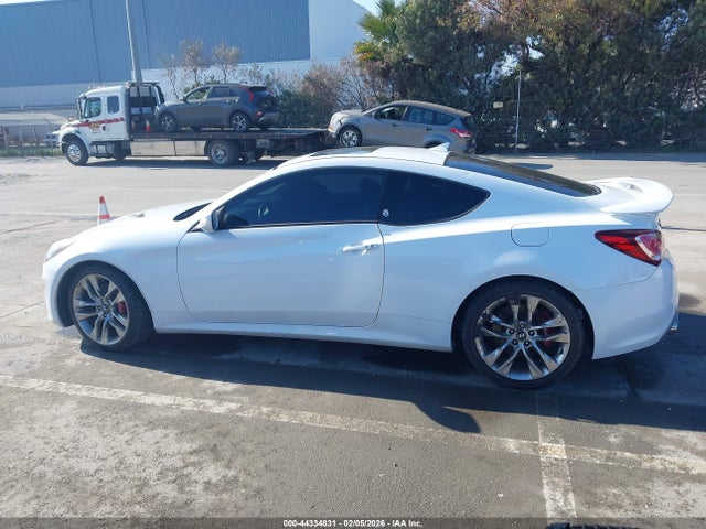 KMHHU6KJXGU131273 Hyundai Genesis