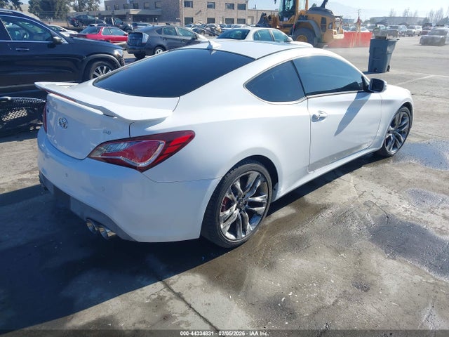 KMHHU6KJXGU131273 Hyundai Genesis