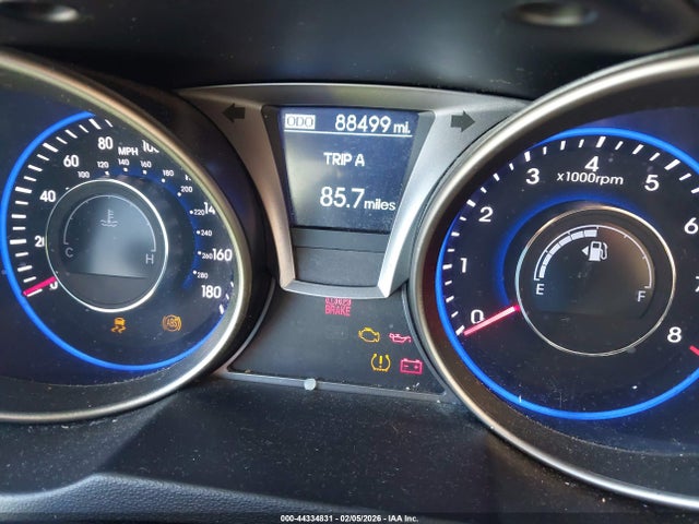 KMHHU6KJXGU131273 Hyundai Genesis