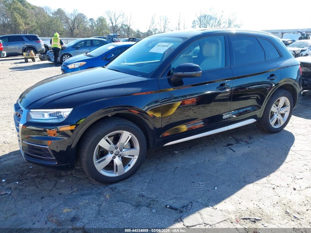 2018 AUDI Q5 WA1ANAFY0J2213880 Photo 1