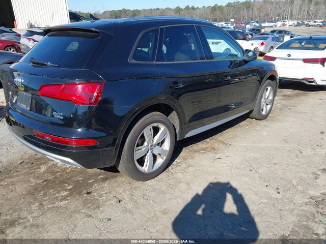 2018 AUDI Q5 WA1ANAFY0J2213880 Photo 3