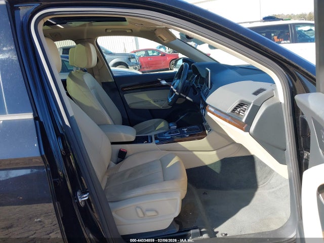 2018 AUDI Q5 WA1ANAFY0J2213880 Photo 4