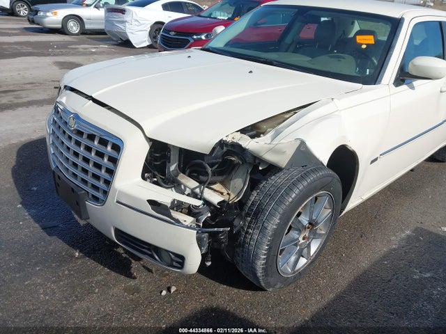 Продаж на аукціоні авто 2009 Chrysler 300 Touring/signature Series, vin: 2C3KK53V79H600860, номер лоту: 44334866