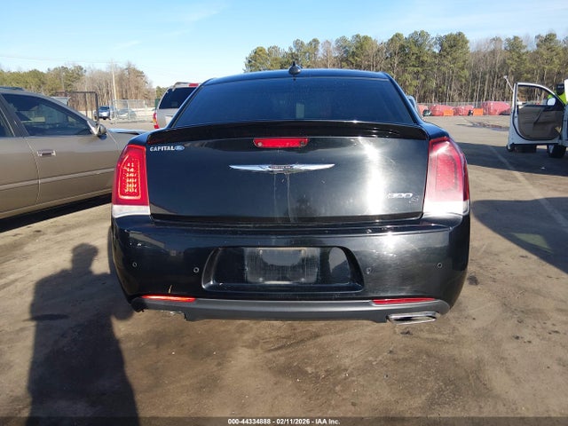 44334888 :رقم المزاد ، 2C3CCABGXJH148467 vin ، 2018 Chrysler 300 300s مزاد بيع