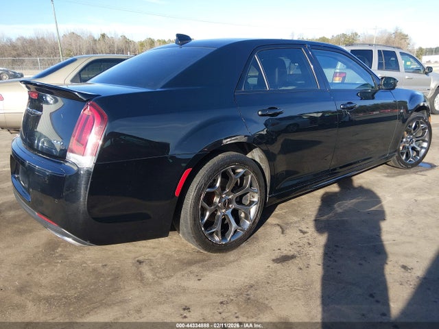 44334888 :رقم المزاد ، 2C3CCABGXJH148467 vin ، 2018 Chrysler 300 300s مزاد بيع