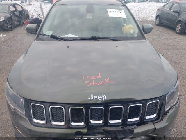 2020 Jeep Compass Latitude 4x4 მანქანა იყიდება აუქციონზე, vin: 3C4NJDBB5LT225255, აუქციონის ნომერი: 44334897