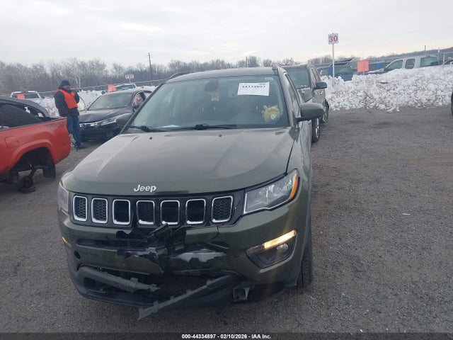 2020 Jeep Compass Latitude 4x4 მანქანა იყიდება აუქციონზე, vin: 3C4NJDBB5LT225255, აუქციონის ნომერი: 44334897
