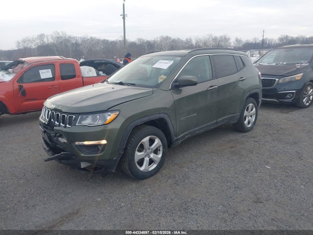 2020 Jeep Compass Latitude 4x4 მანქანა იყიდება აუქციონზე, vin: 3C4NJDBB5LT225255, აუქციონის ნომერი: 44334897