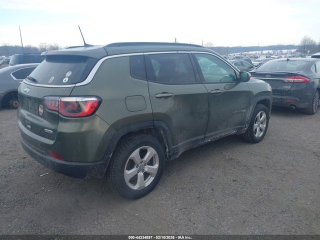 2020 Jeep Compass Latitude 4x4 მანქანა იყიდება აუქციონზე, vin: 3C4NJDBB5LT225255, აუქციონის ნომერი: 44334897