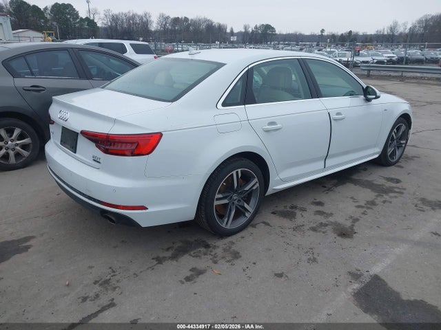 2017 AUDI A4 WAUENAF4XHN011946 Photo 3