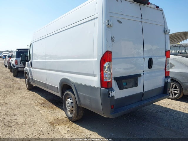 3C6URVJG2JE158758 RAM Promaster 3500 Cargo Van High Roof 159 Wb Ext