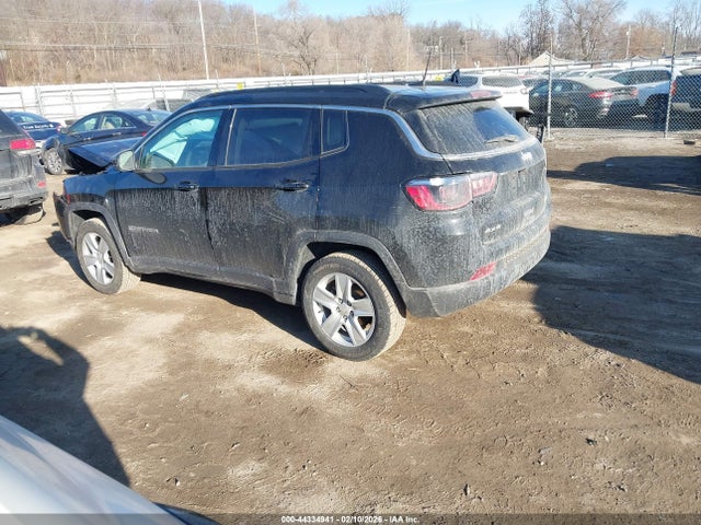 2022 JEEP COMPASS 3C4NJDBB6NT176456 Photo 2