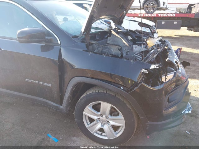 2022 JEEP COMPASS 3C4NJDBB6NT176456 Photo 5