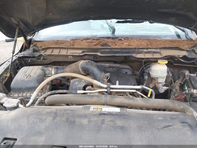 44334963 :رقم المزاد ، 1C6RR7FT4JS116905 vin ، 2018 Ram 1500 Express  4x4 6'4 Box مزاد بيع