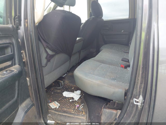 44334963 :رقم المزاد ، 1C6RR7FT4JS116905 vin ، 2018 Ram 1500 Express  4x4 6'4 Box مزاد بيع