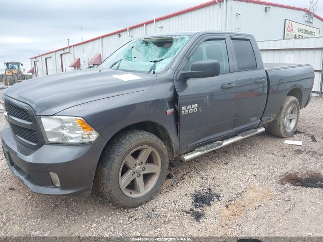 44334963 :رقم المزاد ، 1C6RR7FT4JS116905 vin ، 2018 Ram 1500 Express  4x4 6'4 Box مزاد بيع