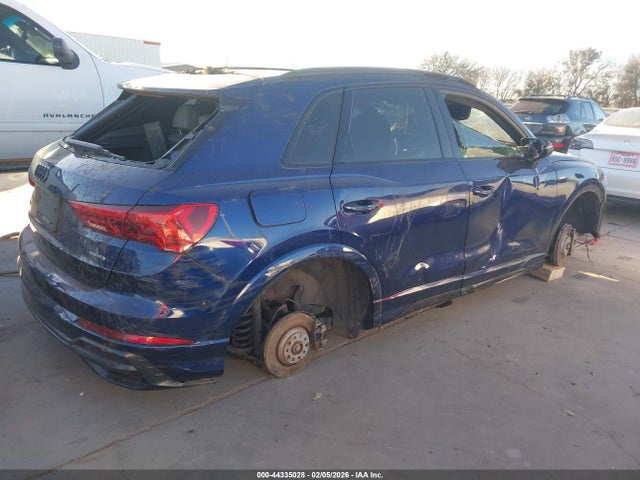 2022 AUDI Q3 WA1EECF35N1060488 Photo 3