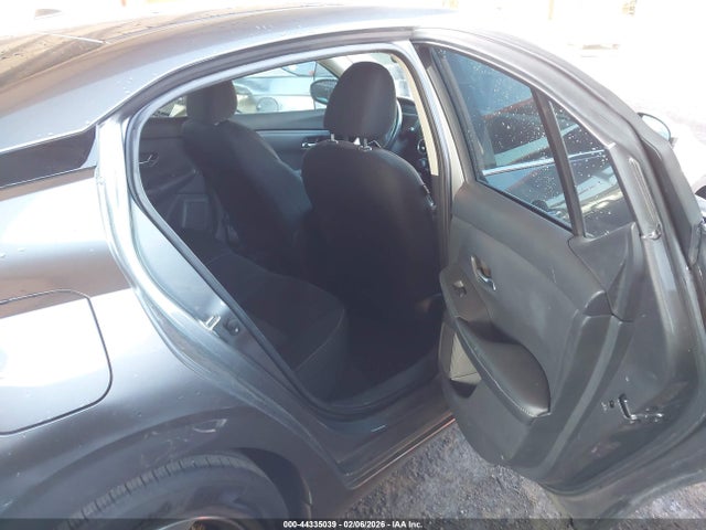 3N1AB8CV5NY250192 Nissan Sentra Sv Xtronic Cvt
