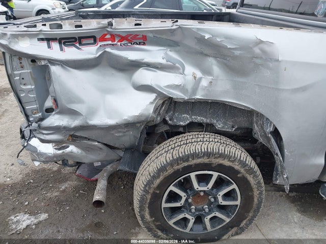 2014 TOYOTA TUNDRA 5TFDY5F11EX328999 Photo 5