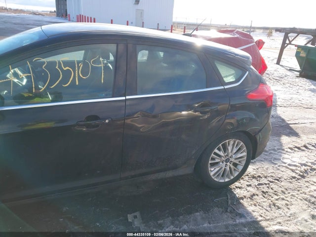 Ford Focus Titanium 2016 1FADP3N24GL216067 Image 6