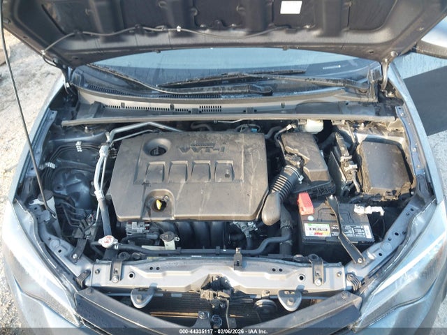 2T1BURHE5JC075074 Toyota COROLLA LE