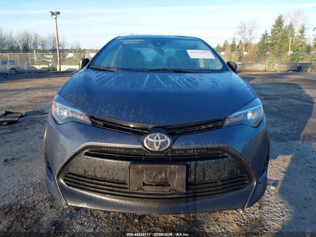 2T1BURHE5JC075074 Toyota COROLLA LE