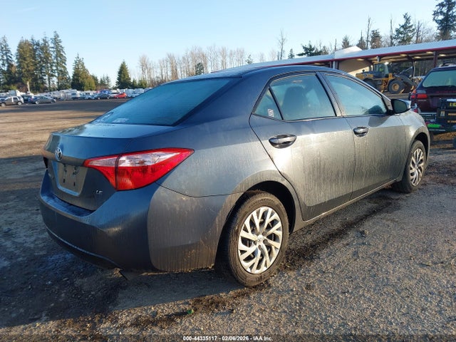 2T1BURHE5JC075074 Toyota COROLLA LE