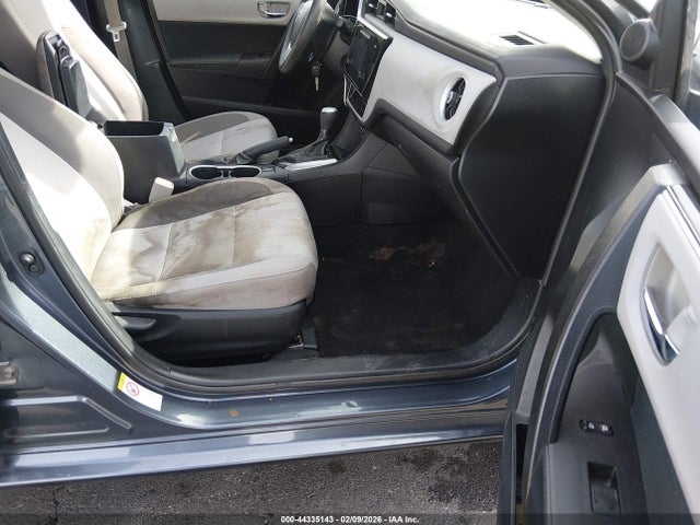2T1BURHE2HC955594 Toyota COROLLA LE