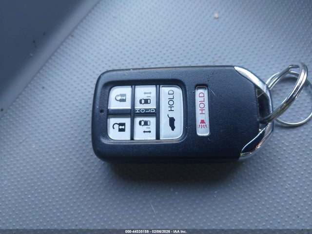 44335159 :رقم المزاد ، 5FNRL5H64FB054352 vin ، 2015 Honda Odyssey Ex-l مزاد بيع