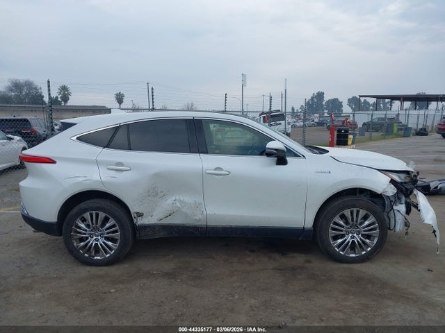 Toyota Venza Limited 2021 JTEAAAAH5MJ004410 Image 14