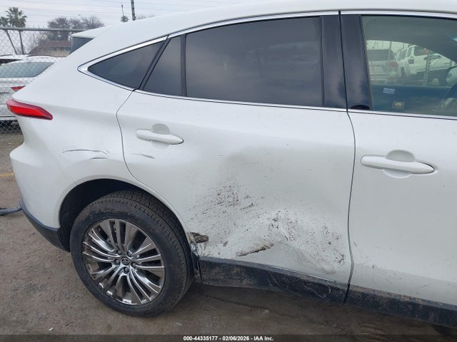 Toyota Venza Limited 2021 JTEAAAAH5MJ004410 Image 20