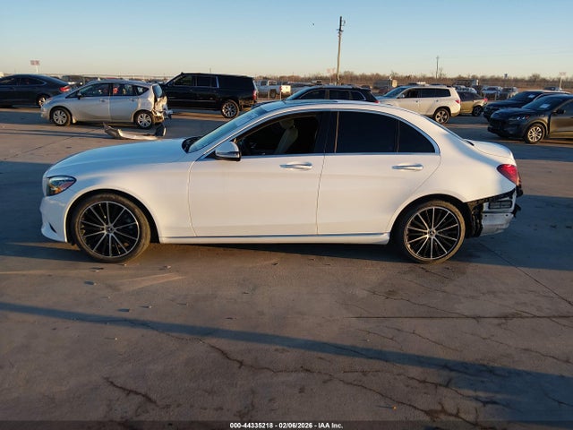 W1KWF8DB1MR647193 Mercedes-Benz C 300 Sedan