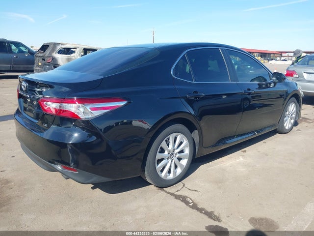 Aukcja sprzedaży 2018 Toyota Camry Le, vin: 4T1B11HK1JU056360, numer aukcji: 44335223