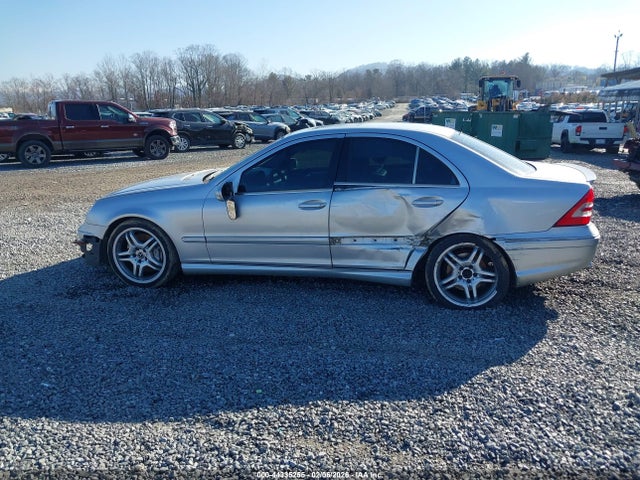 Продаж на аукціоні авто 2006 Mercedes-benz C 55 Amg, vin: WDBRF76J36F750544, номер лоту: 44335255