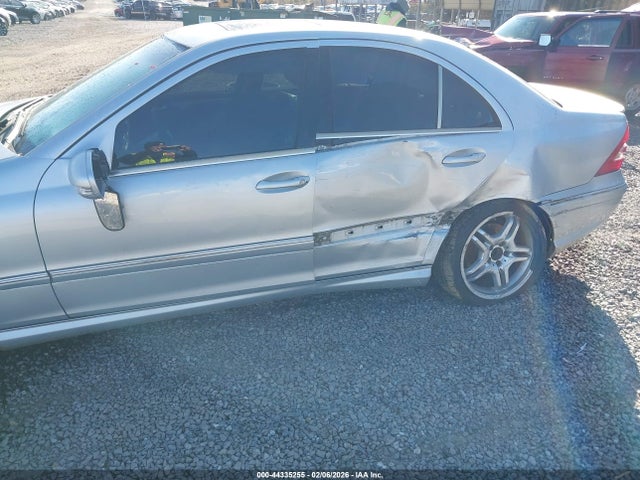 2006 MERCEDES-BENZ C 55 AMG WDBRF76J36F750544 Photo 5