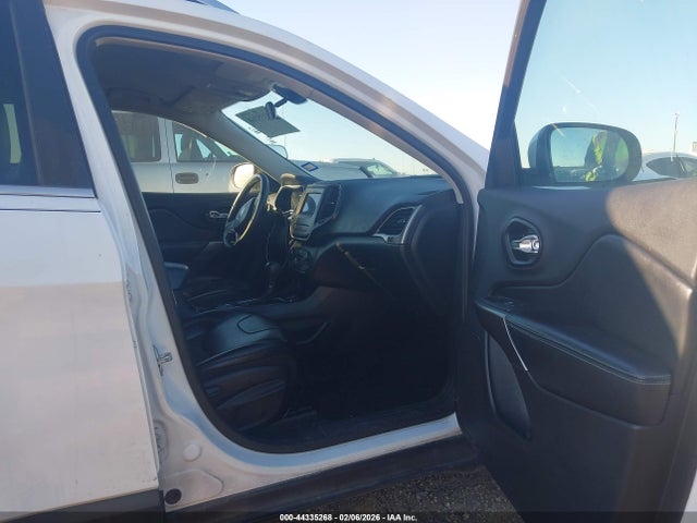 2019 Jeep Cherokee Latitude Plus Fwd მანქანა იყიდება აუქციონზე, vin: 1C4PJLLB6KD434445, აუქციონის ნომერი: 44335268