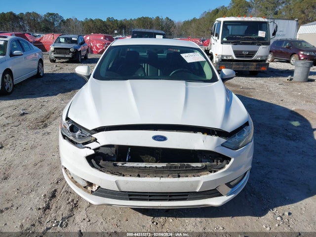 3FA6P0HD0JR223031 Ford FUSION SE