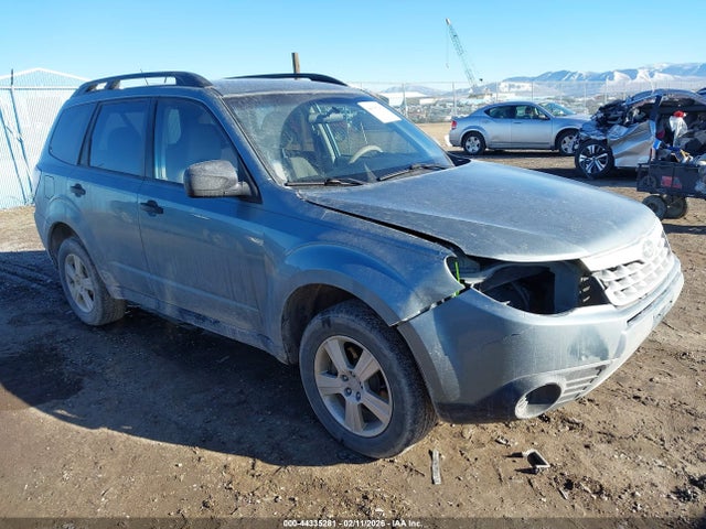 44335281 :رقم المزاد ، JF2SHABC1DH423273 vin ، 2013 Subaru Forester 2.5x مزاد بيع
