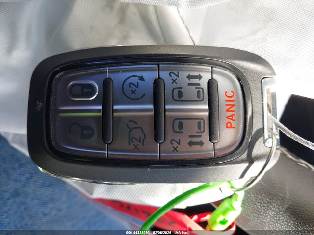 2C4RC1BG7SR513463 Chrysler Pacifica Select