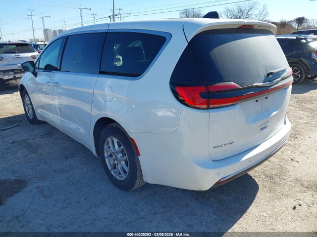 2C4RC1BG7SR513463 Chrysler Pacifica Select