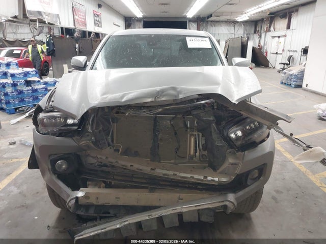 3TMCZ5AN7PM642071 Toyota Tacoma Trd Off Road